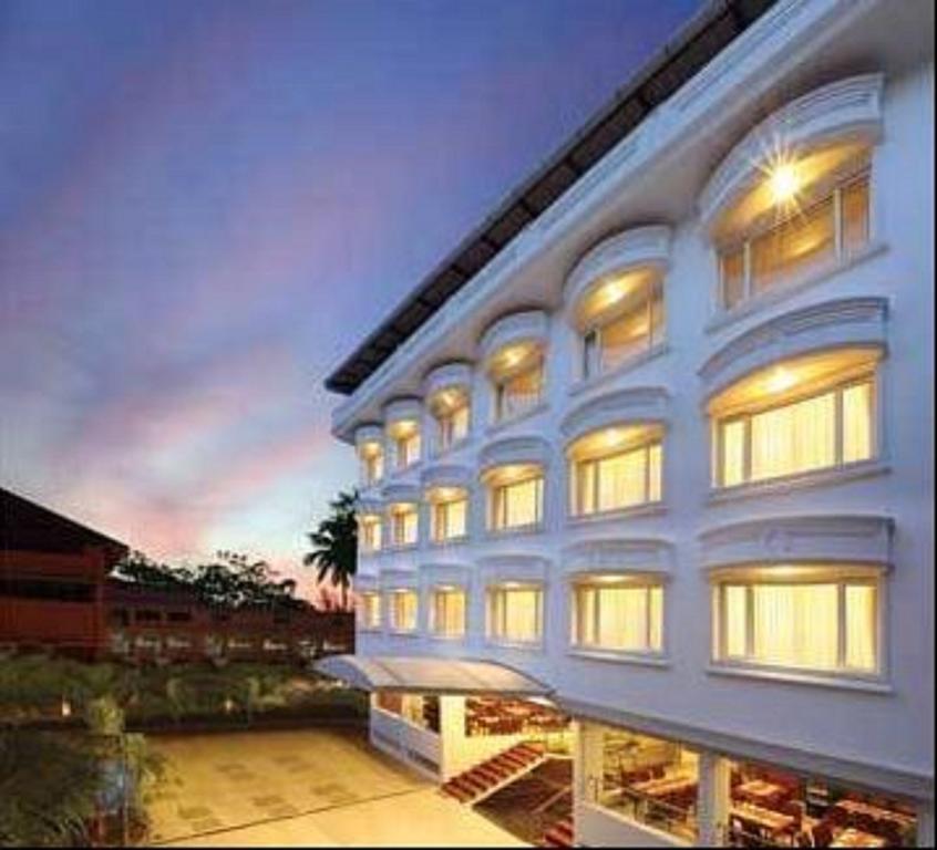 Cochin Palace Kochi Extérieur photo